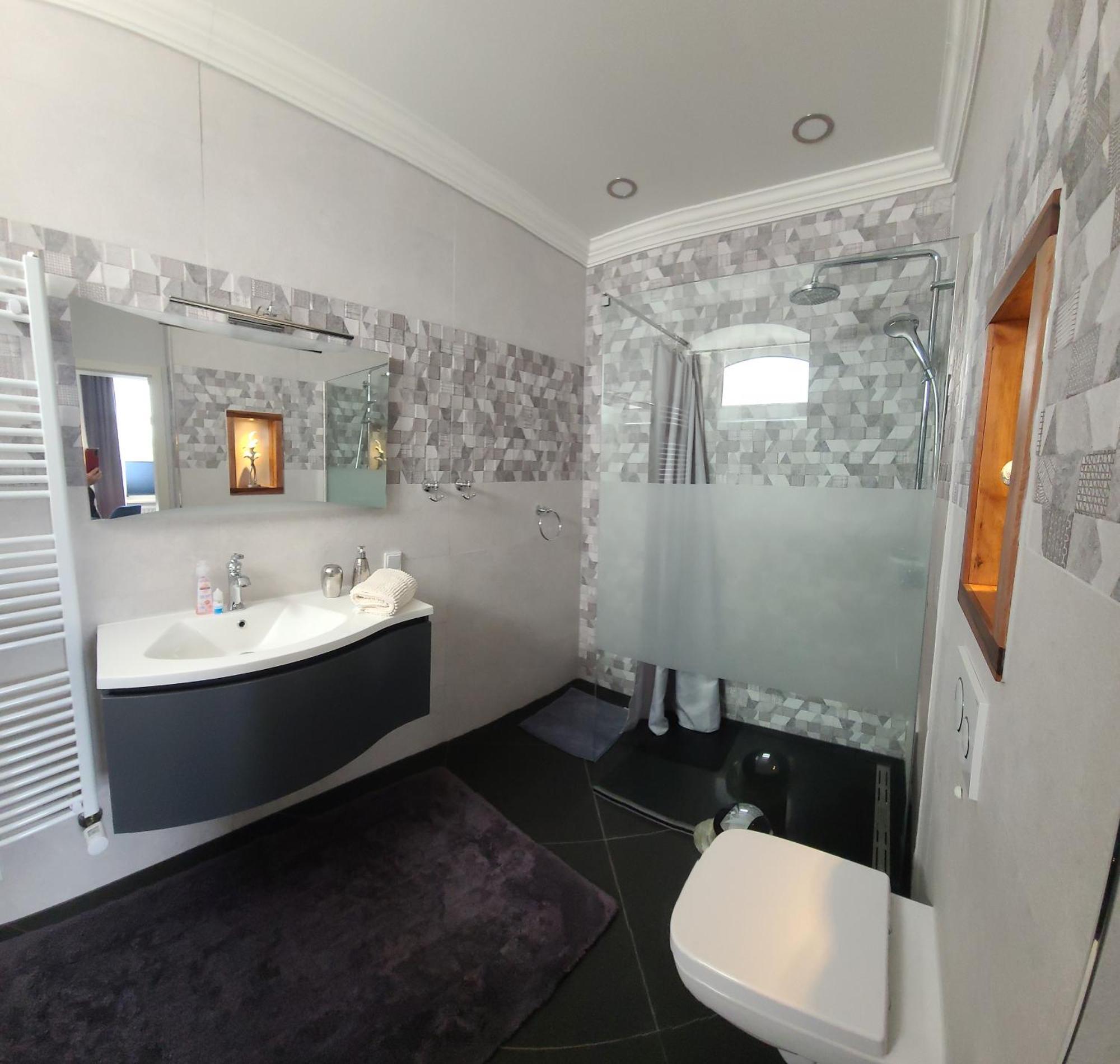 Luna Et Sol - Haus Am See Seeblick-Apartment Seehausen  Exterior photo